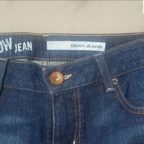 DKNY Shorts Jean Women's 6 Dark Wash Bermuda Zip and Button Up - Picture 9 of 10